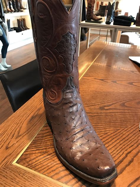 Store Manager Job in San Antonio, TX at Lucchese Bootmaker