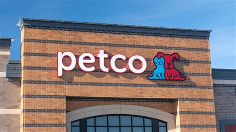 Store hours for petco. 