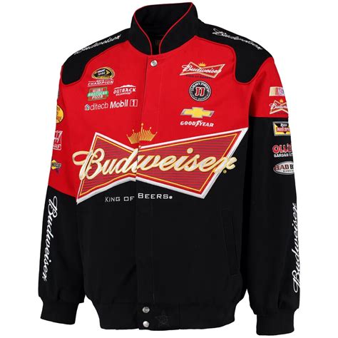 Store.nascar.com. Men's NASCAR gear is at the official NASCAR Store. Browse NASCAR Shop for the latest guys NASCAR apparel, clothing, men outfits and NASCAR shorts. 