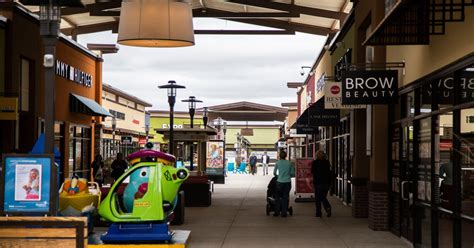 Stores at altoona outlet mall. Things To Know About Stores at altoona outlet mall. 