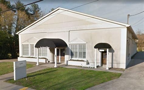 Storke funeral home bowling green va. Jul 28, 2010 · The family will receive friends at Storke Funeral Home, Bowling Green, Wednesday from 2 to 4 and 6 to 8 p.m. In lieu of flowers, memorial contributions may be made to Salem Baptist Church, 24032 ... 