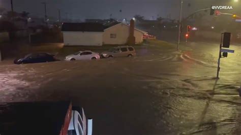 Storm drops 3 inches of rain in an hour, brings widespread flooding to Ventura County