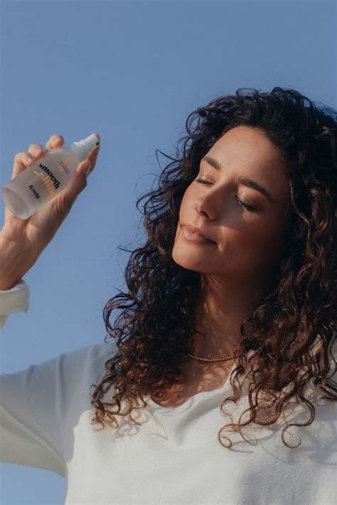 Strahlendes Haar: Das Geheimnis für unvergessliche Locken