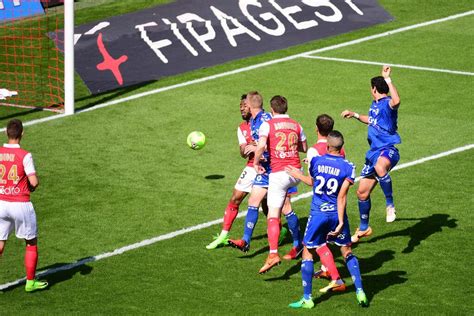 Strasbourg wins 2-0 at Reims, moves out of relegation zone