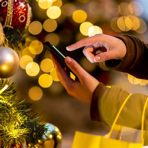 Strategies For Managing Seasonal Product Catalogs