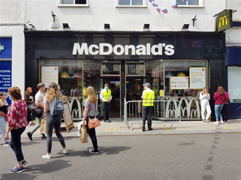Street mcdonalds. Feb 14, 2017 ... A statement from McDonald's read: “We can confirm that McDonald's has taken the decision to close the restaurant on Paisley High Street. “All ... 