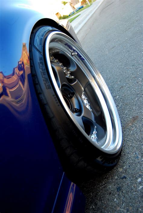 Stretched tires. Although tire stretching has visible downsides, it is increasingly popular among drivers. Driving with such tires can be safe unless you overstretch them. If you are intent on stretching your tires, be sure to provide a less than 80-degree angle between the wheel and the bead. This will ensure appropriate sealing and good performance. 