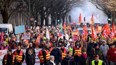 Striking French workers threaten to ruin King Charles’ red-carpet welcome