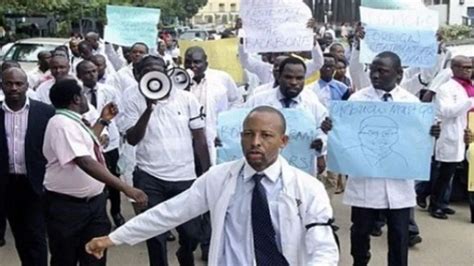 Striking Nigerian doctors to embark on nationwide protest over unmet demands by country’s leader