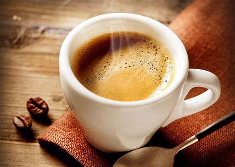Strong coffee. Managing your blood sugar around coffee and other caffeinated beverages. In general, you’d have to consume around 200 mg of caffeine to see a blood sugar impact. That’s about 1-2 cups of regular black coffee or 3-4 cups of black tea. However, we are all different and some of us may see a blood sugar impact … 