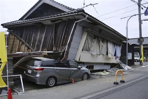 Strong earthquake hits Japan, killing one, injuring 13