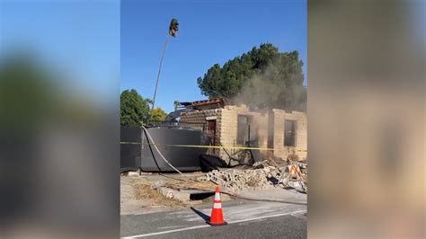 Strong winds collapse historic building, halting traffic in Riverside