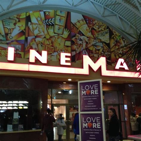Cinemark Strongsville at Southpark Mall, movie tim