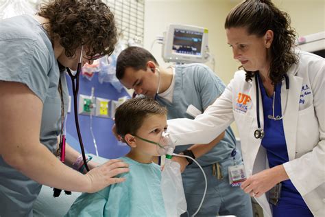 Student doctor emergency medicine. Things To Know About Student doctor emergency medicine. 