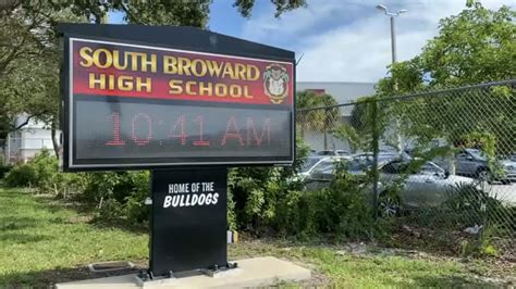 Students evacuated from South Broward High School after threat of shooting reported to police