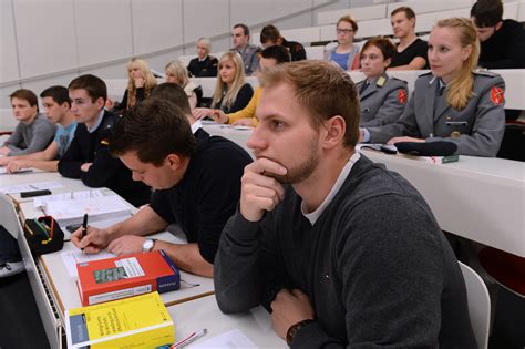 Studieren an der universität der bundeswehr hamburg. - Solution manual for economics development by todaro.