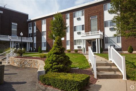 Get a great Bridgeport, CT rental on Apartments.com! Use our search filters to browse all 28 low income housing apartments and score your perfect place! Menu. Renter Tools ... $1,300 - 1,400 Studio - 1 Bed. Summit Place. 22 Summit Pl. Branford, CT 06405. $1,250 - 2,800 Studio - 2 Beds. Bayview Towers. 300 Tresser Blvd. Stamford, CT 06901.. 