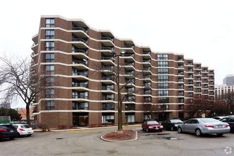 Studio apartments for rent in chicago. The Apartments at Lincoln Common. 2345 N Lincoln Ave, Chicago, IL 60614. Videos. Virtual Tour. $2,795 - 3,770. Studio. Specials. Dog & Cat Friendly Fitness Center Pool Dishwasher Refrigerator Kitchen In Unit Washer & Dryer Walk-In Closets. (224) 998-0053. 
