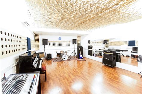 Studio bleu. Things To Know About Studio bleu. 