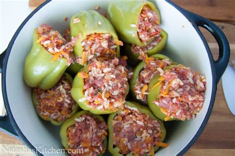 Stuffed bell peppers natashaskitchen. Add two cups of water. This will shield the peppers from direct heat. Add the stuffed peppers, cover the pot with a lid and cook on low for 2 - 2 1/2 hours. To cook in the oven, grease a Dutch oven with some oil. … 