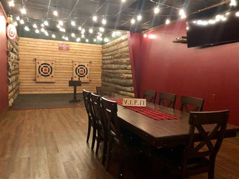 The more than 7,000-square-foot rustic space features 22 axe-throwing targets, axe-throwing related competitions and challenges, a fully stocked bar with wine and beer selections, and a variety of hors d’oeuvres. In addition to axe-throwing, guests can enjoy a variety of games, such as Tumbling Timbers, Stump Puck, Ring Toss, and Giant Checkers.. 
