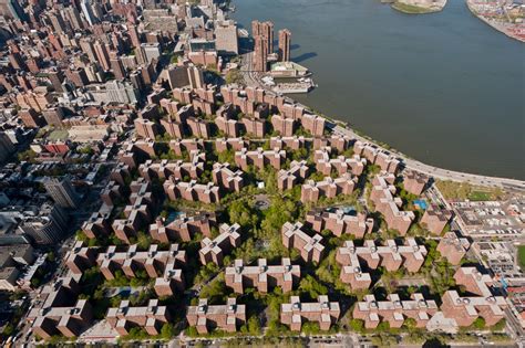 Stuytown. MetLife ended up selling StuyTown in 2006, which changed many of the apartments from having rent regulated status, to market rate. “I have several friends who live there and moved in, [and] are ... 