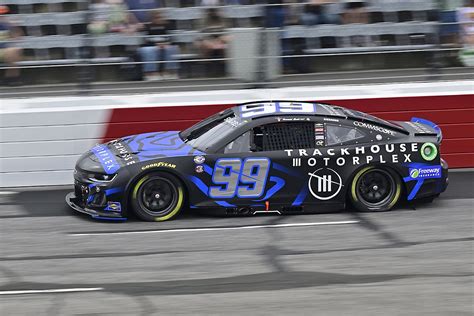 Suarez secures inside row for NASCAR All-Star race after Heat 1 win