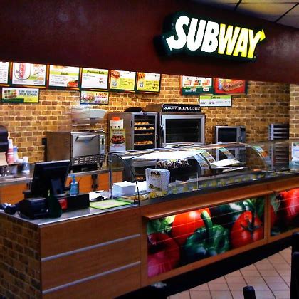 The average Subway salary ranges from approximately $26,887 p