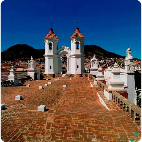 Sucre. Sucre, a city in the center of Bolivia, is surrounded by mountains and contains a number of colonial buildings. Sucre is the judicial capital of Bolivia and a historic city with a population of ... 