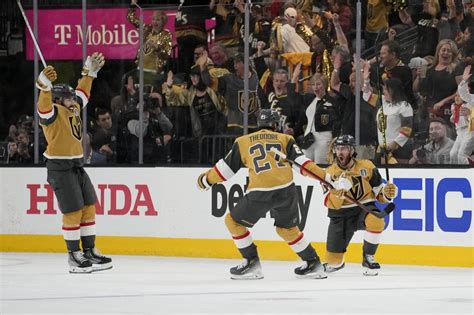 Suddenly hot power play powering Golden Knights in Stanley Cup Final