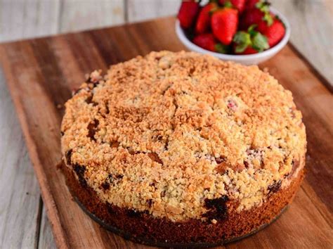 Sugar Free Crumb Cake - SweetSmarts