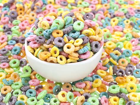 Sugary cereals. In 2nd place: Corn Pops ( 37.5 grams of sugar per 100 grams of cereal) Rhett & Link guessed that Pops would be the least sugary cereal of the cereals they … 