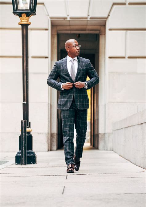 Suit supply dc. SuitSupply and BB are obvious options for suits under $1K. Another option is to try MTM. There are several MTM sites in DC area (Knot Standard, Enzo's, BookATailor) where you can be fully measured by a SA. They ship measurements out to China (usually) and the suit arrives in 4-6 weeks. 