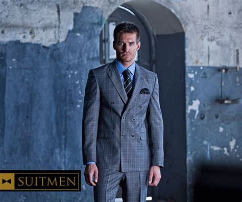 Suitmen - Use left/right arrows to navigate the slideshow or swipe left/right if using a mobile device 