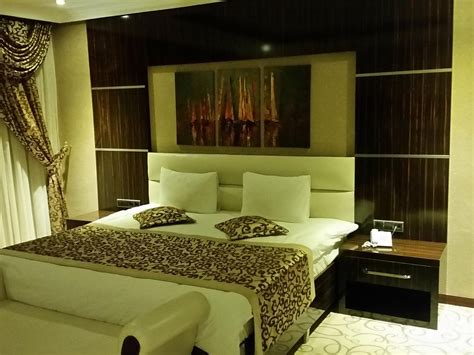 veodersti.rgarabwor.edu.pl. 