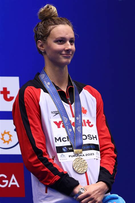 Summer McIntosh wins second gold medal at world championships