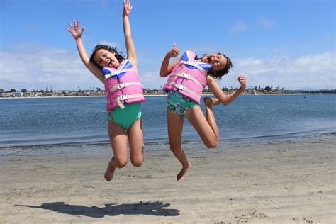 Summer camps in san diego. The Whole Child Learning Company. The Whole Child Learning Company believes in giving children the best teachers, classes, and summer camp experiences. They have three locations throughout San Diego: La Jolla, Pacific Beach, and Rancho Santa Fe. The summer and spring break programs at the … 