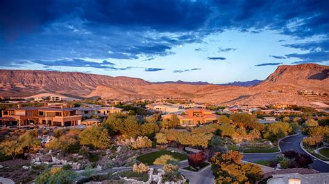 Summerlin south nv. Las Vegas Neighborhood Summerlin South Is a Trophy-Home Hub Attracting Raiders Players and Celebrities. Prospective buyers will find a master-planned … 