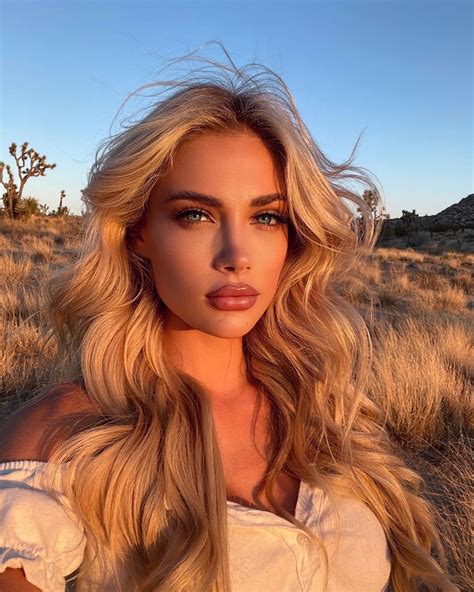 Summer Soderstrom is a marvellous name in modelling. She is a social media influencer who belongs to America. we are exploring her biography, height, weight, boyfriend, actual age, date of birth, career and much more you want to delve into.