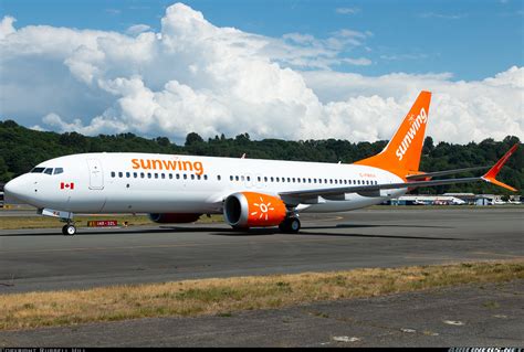 Buy Sunwing Airlines Flights with Alternative Airlines. Sunwing Airlines is a Canadian low-cost airline headquartered in Toronto, Canada. This airline offers many flights to the United States, Mexico, the Caribbean, Central America and South America. In 2004, Sunwing Vacations had become the second largest tour operator in the Ontario, Canada area..