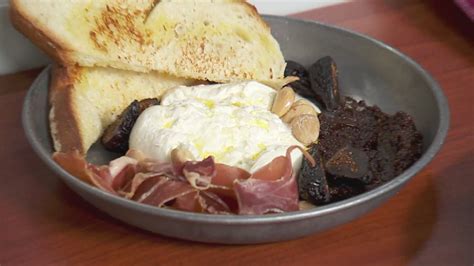 Sunday Brunch: Burrata and fig jam with City Winery