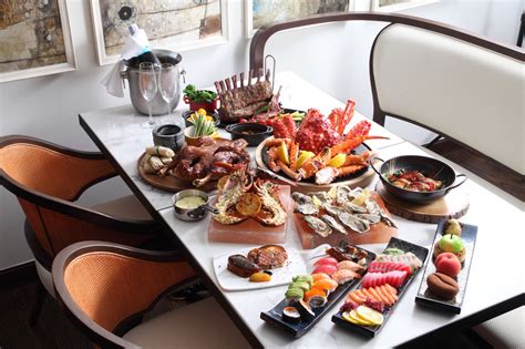 Sunday brunch buffet. Hugo’s legendary Sunday buffet brunch is a cult favorite for a reason, and that reason is actually many reasons. There’s the playful atmosphere backed by live Mexican tunes and sangria, for ... 