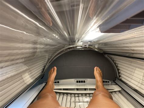 Sundays tanning. Spray tanning is a great way to achieve even, seamless color that looks as though you spent a sunny afternoon lying by the pool or on the sand. Every day at Sundays Sun Spa Shop, we’re asked questions about how automated airbrush spray tanning works, and if you come to any of our 21 locations in Hampton Roads – southside and upper … 