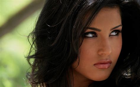 Sunny leone in the nude. Things To Know About Sunny leone in the nude. 