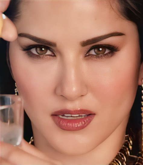Sunny leone nude face. .  ...