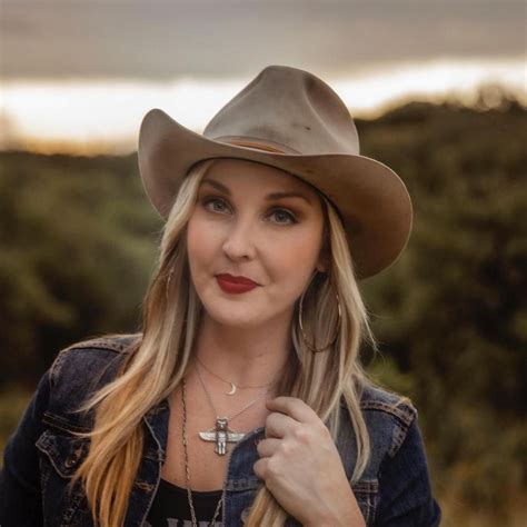 Sunny sweeny. Mar 1, 2024 · Sunny Sweeney tour dates 2024. Sunny Sweeney is currently touring across 1 country and has 8 upcoming concerts. Their next tour date is at 191 Toole in Tucson, after that they'll be at Last Exit Live in Phoenix. See all your opportunities to see them live below! 