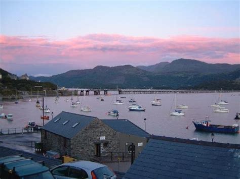 Sunray Apartments Barmouth, Snowdonia, UK (7 guest reviews).