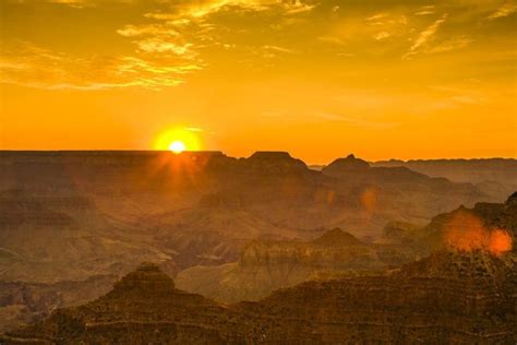 Sunrise and sunset times in Grand Canyon, March 2024