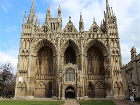 Sunrise and sunset times in Roca Catedral de Peterborough, …