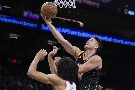 Suns, without Durant, rout Trail Blazers 109-88 for 4th straight win
